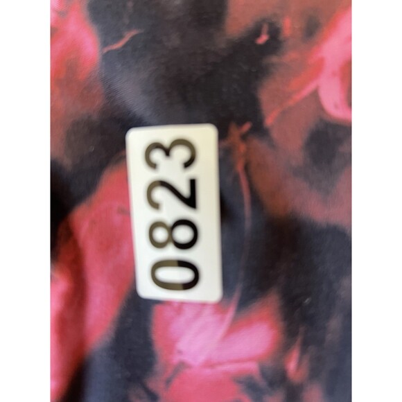 Lululemon Pink Black Tie Dye Sports Bra Womens 8 Exercise Athleisure - Picture 4 of 4
